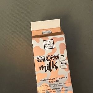 The Britt Crop: glow facial milk